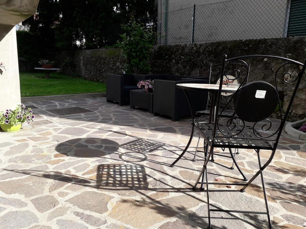 Casa Liberty Mandello del Lario Exterior foto