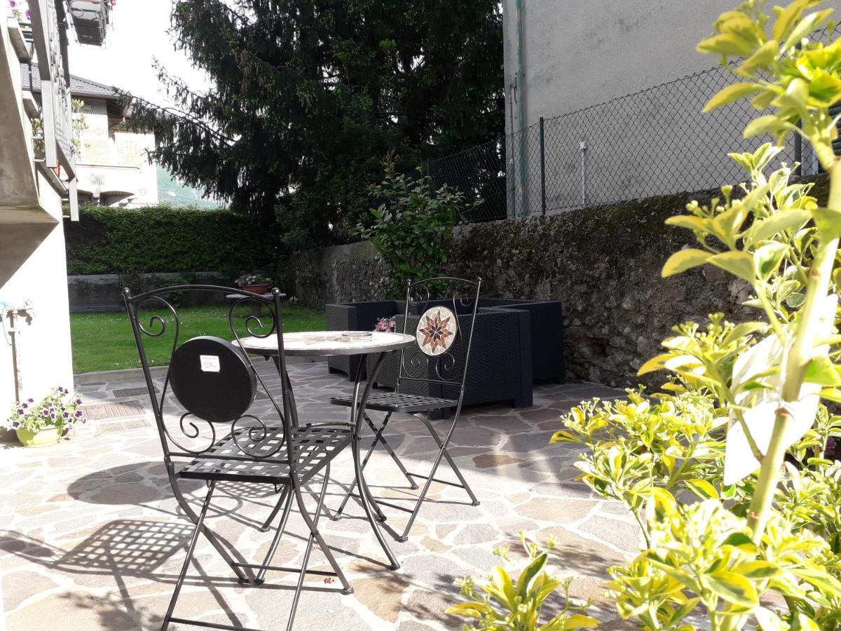Casa Liberty Mandello del Lario Exterior foto